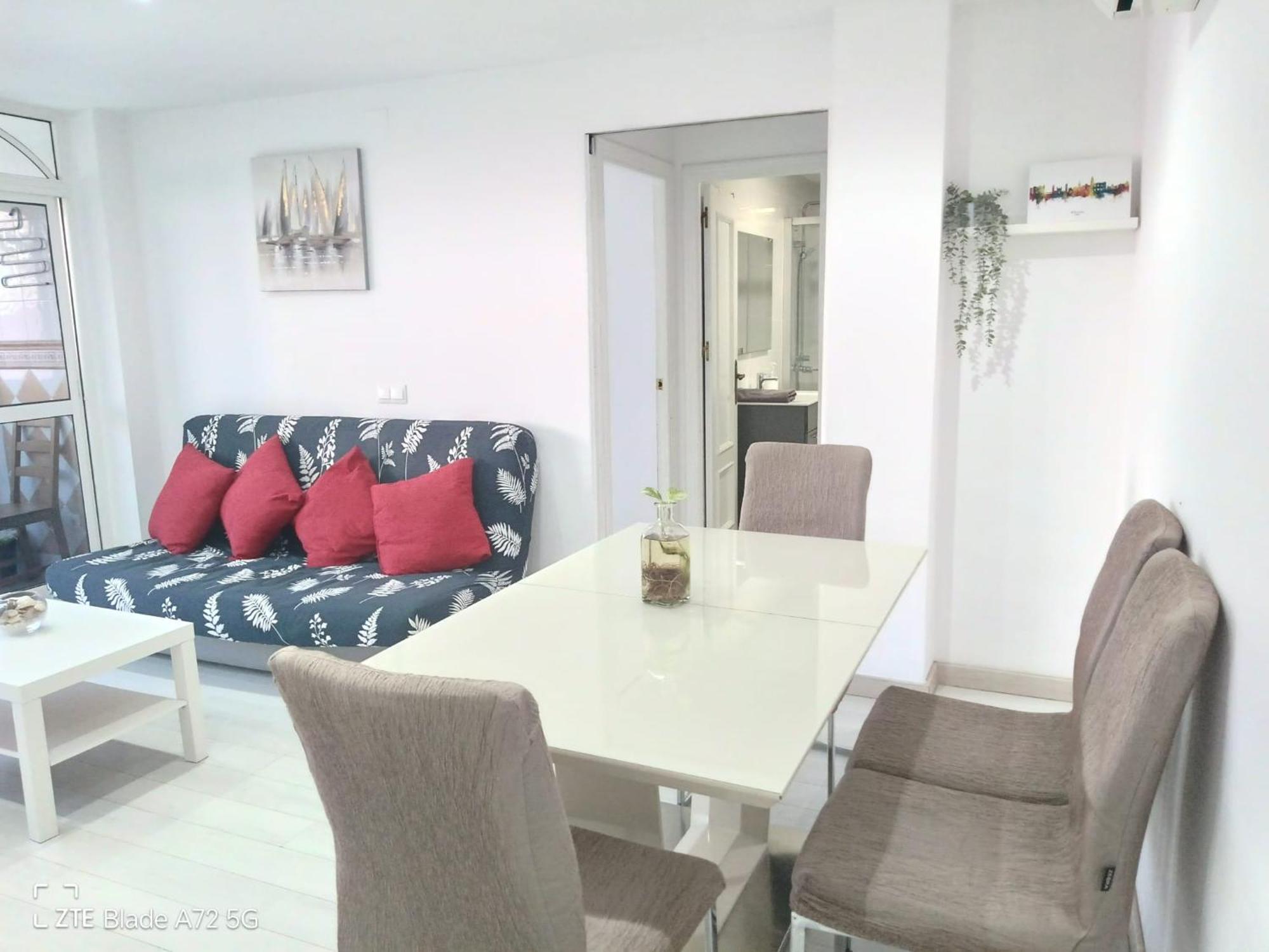 Piso Con Parkinprivado Y A10Minutosdelaplayaandando Apartment Malaga Luaran gambar