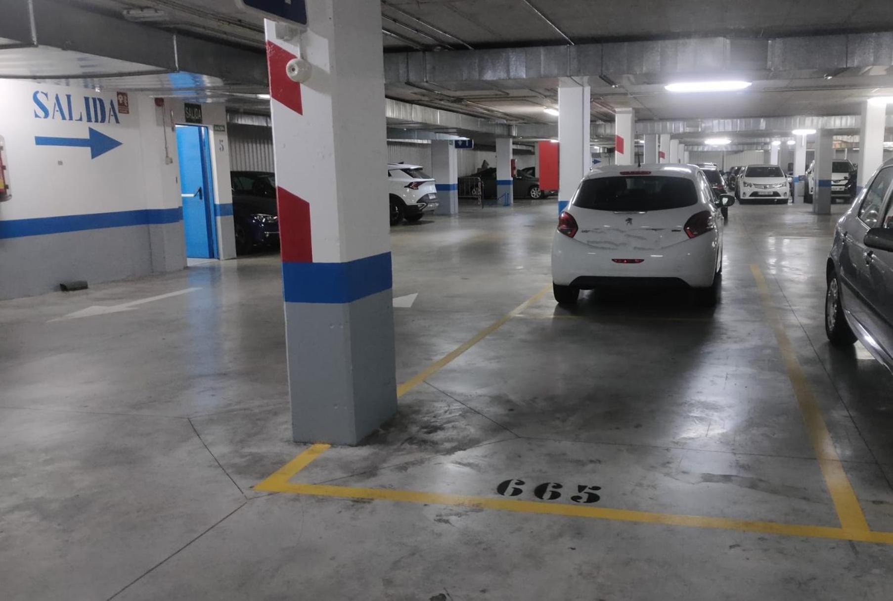 Piso Con Parkinprivado Y A10Minutosdelaplayaandando Apartment Malaga Luaran gambar